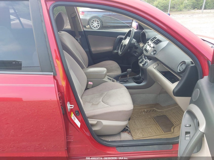 2007 Toyota Rav4 VIN JTMBD33V275058842 IAAI salvage auction — NORMAL WEAR, Original (Ohio), sold $1,875 on 2026-07-07 (photo 5)