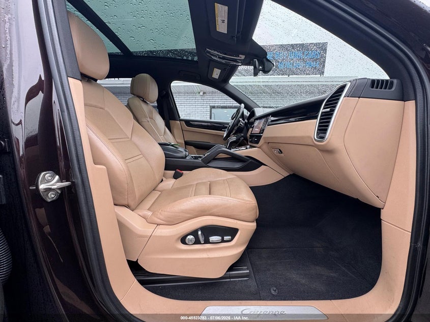 2021 Porsche Cayenne VIN WP1AA2AY2MDA03187 IAAI salvage auction — UNKNOWN, Clear (Texas), sold $12,350 on 2026-08-19 (photo 5)