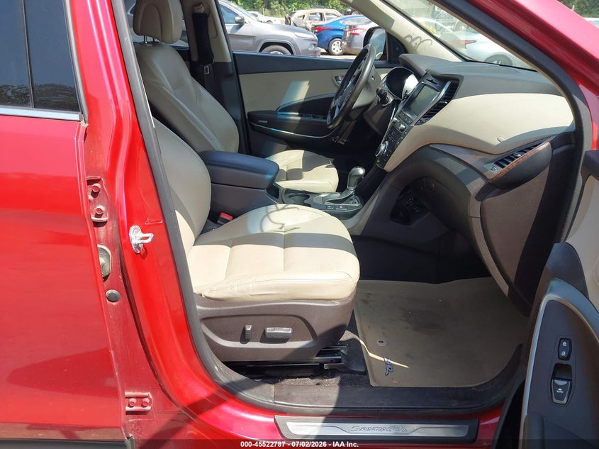 2017 Hyundai Santa fe VIN KM8SRDHFXHU208479 IAAI salvage auction — NORMAL WEAR, Clear (Maryland), sold $2,400 on 2026-07-15 (photo 5)