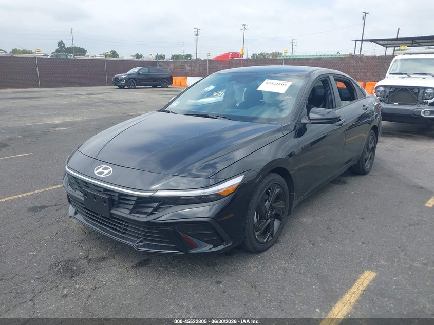 2026 Hyundai Elantra VIN KMHLM4DJ5TU183450 IAAI salvage auction — SIDE, Salvage Title, sold $5,100 on 2026-07-31 (photo 2)
