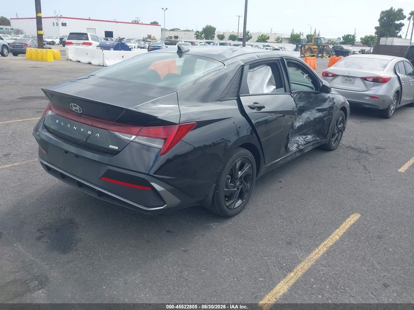 2026 Hyundai Elantra VIN KMHLM4DJ5TU183450 IAAI salvage auction — SIDE, Salvage Title, sold $5,100 on 2026-07-31 (photo 4)