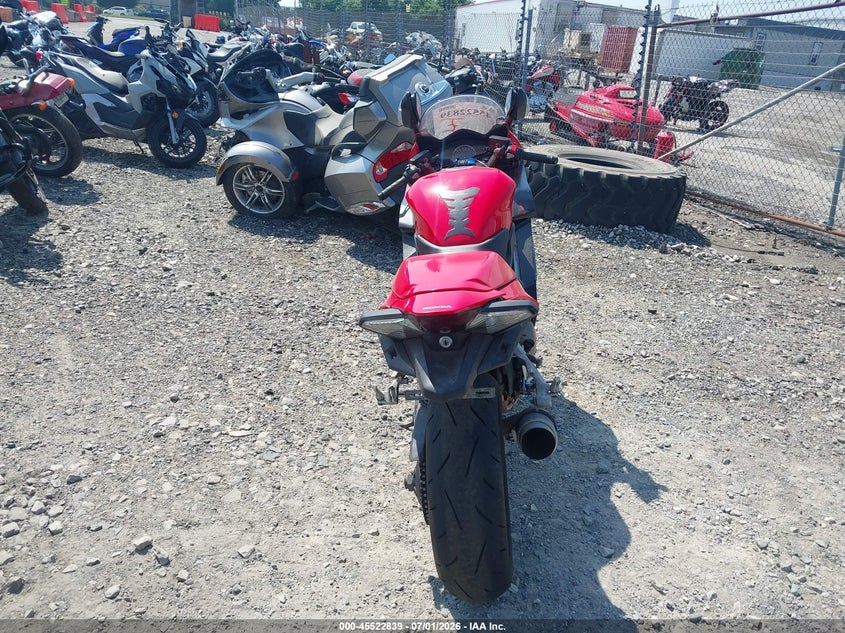 2014 Honda Vfr800 VIN JH2RC7911EK000417 IAAI salvage auction — SIDE, Clear (Pennsylvania), sold $1,425 on 2026-07-29 (photo 6)