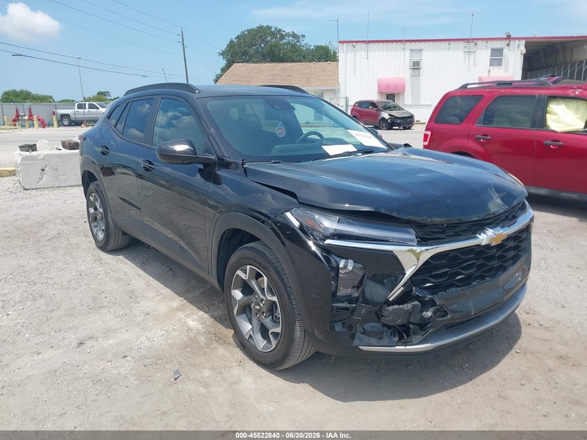 2025 Chevrolet Trax VIN KL77LHEP0SC307872 IAAI salvage auction — FRONT END, Salvage Title, sold $5,700 on 2026-08-01 (photo 1)