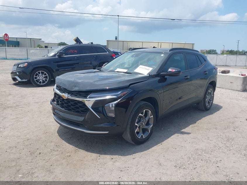 2025 Chevrolet Trax VIN KL77LHEP0SC307872 IAAI salvage auction — FRONT END, Salvage Title, sold $5,700 on 2026-08-01 (photo 2)