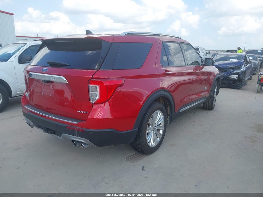 2024 Ford Explorer VIN 1FM5K8LC9RGA43496 IAAI salvage auction — SIDE, Salvage (Texas), sold $10,600 on 2026-07-28 (photo 4)