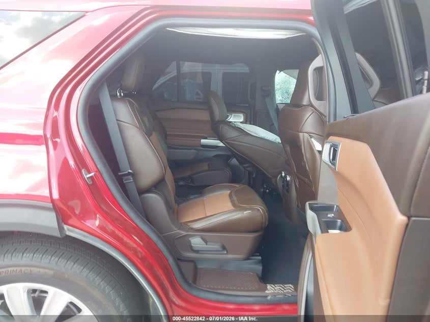 2024 Ford Explorer VIN 1FM5K8LC9RGA43496 IAAI salvage auction — SIDE, Salvage (Texas), sold $10,600 on 2026-07-28 (photo 8)