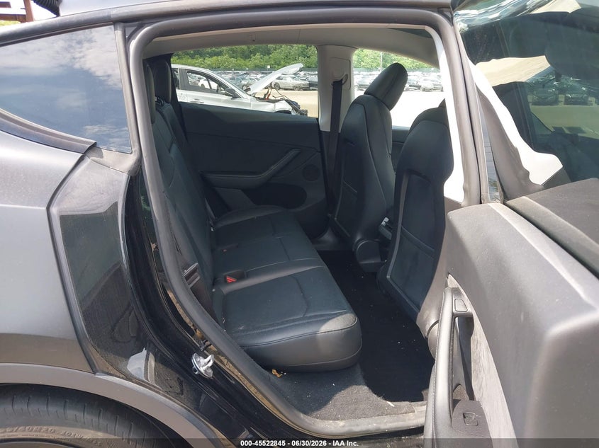 2023 Tesla Model y VIN 7SAYGDEE4PA172912 IAAI salvage auction — FRONT END, Salvage Title, sold $8,100 on 2026-07-31 (photo 8)