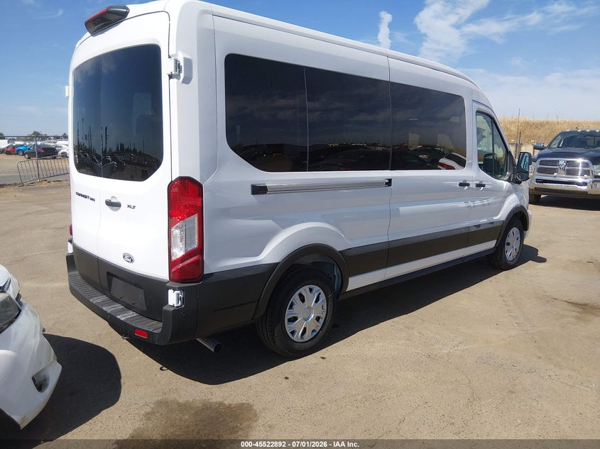 2026 Ford Transit VIN 1FBAX2C8XTKB09009 IAAI salvage auction — Normal Wear & Tear, Clear, sold $32,250 on 2026-07-08 (photo 4)