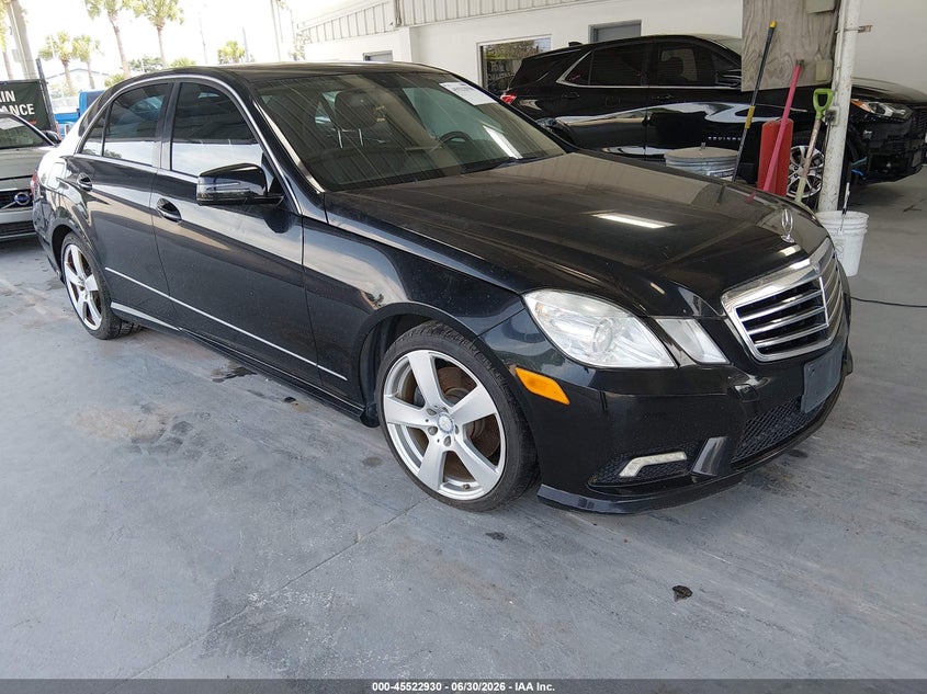 2011 Mercedes-benz E-class VIN WDDHF8HB5BA452843 IAAI salvage auction — NORMAL WEAR, Original (Texas), sold $1,400 on 2026-07-08 (photo 1)