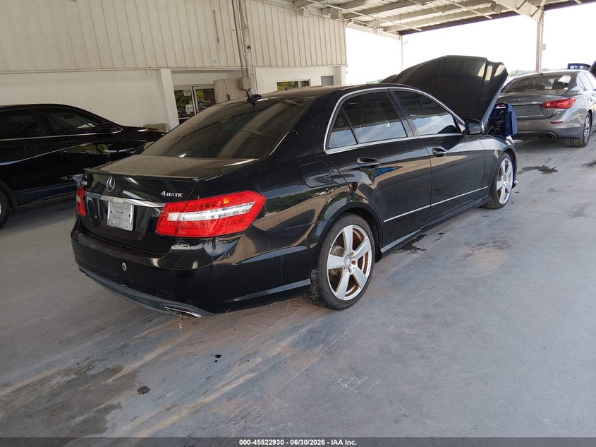 2011 Mercedes-benz E-class VIN WDDHF8HB5BA452843 IAAI salvage auction — NORMAL WEAR, Original (Texas), sold $1,400 on 2026-07-08 (photo 4)