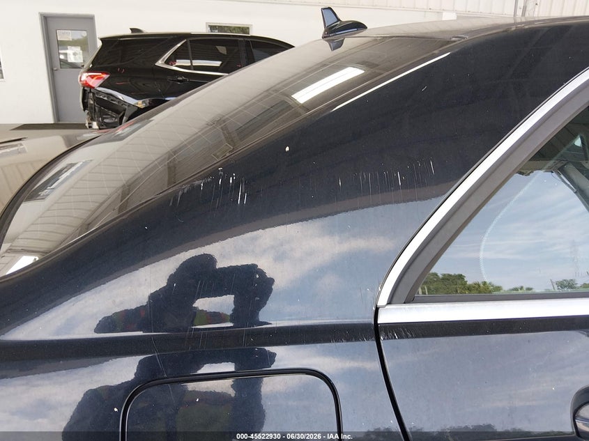 2011 Mercedes-benz E-class VIN WDDHF8HB5BA452843 IAAI salvage auction — NORMAL WEAR, Original (Texas), sold $1,400 on 2026-07-08 (photo 6)