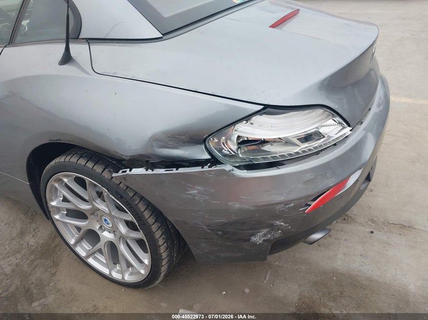 2013 BMW Z4 VIN WBALM7C52DE385648 IAAI salvage auction — REAR END, Salvage (California), sold $7,300 on 2026-07-16 (photo 6)