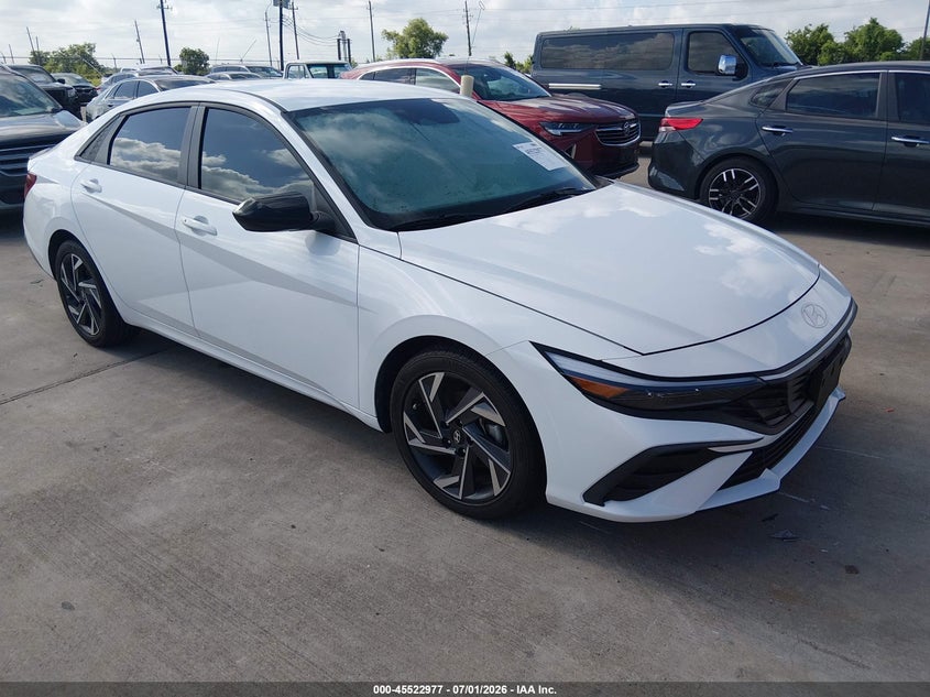 2025 Hyundai Elantra VIN KMHLM4DG5SU961684 — IAAI salvage auction photo
