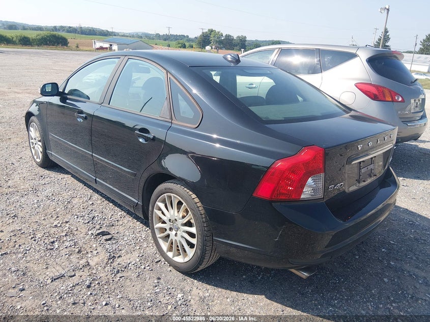 2011 Volvo S40 VIN YV1672MS2B2543087 IAAI salvage auction — NORMAL WEAR, Clear (Pennsylvania), sold $400 on 2026-07-22 (photo 3)