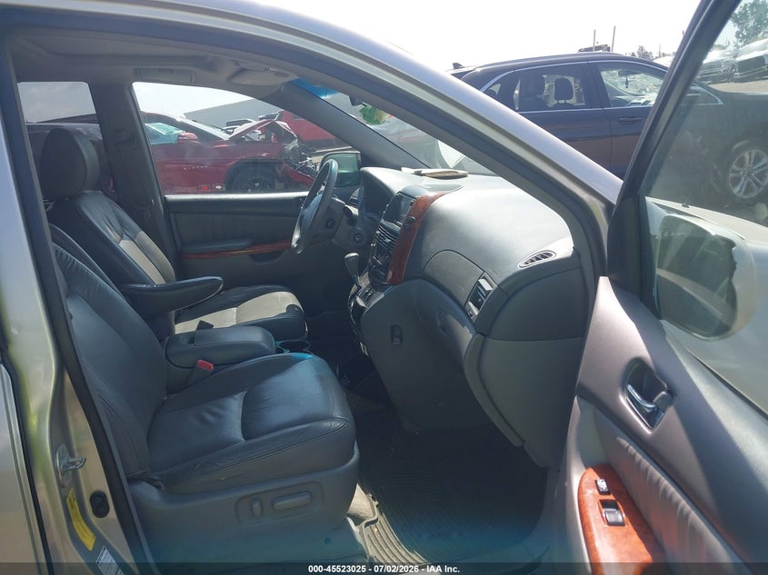 2009 Toyota Sienna VIN 5TDBK22C39S027743 IAAI salvage auction — NORMAL WEAR, Clear (Michigan), sold $875 on 2026-07-09 (photo 5)