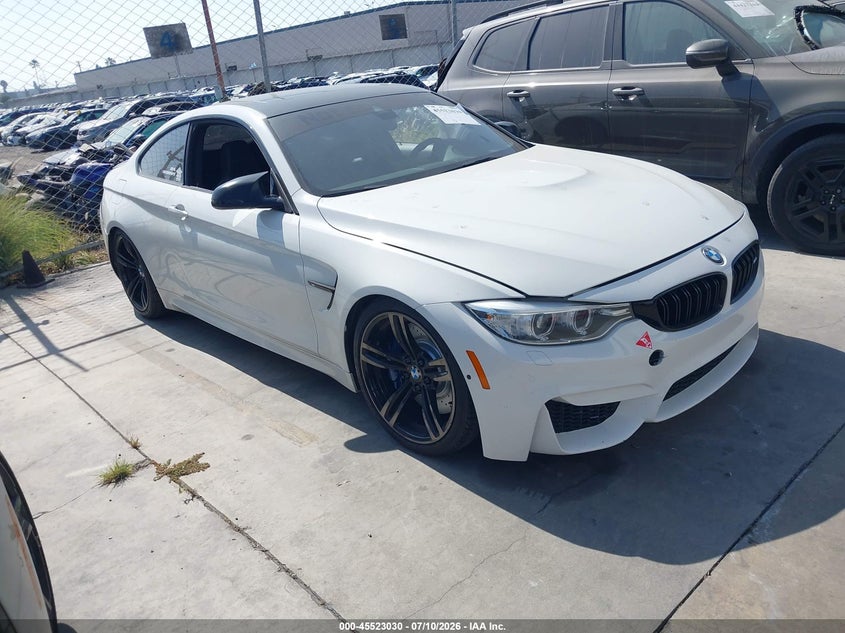 2015 BMW M4 VIN WBS3R9C59FK332443 — IAAI salvage auction photo
