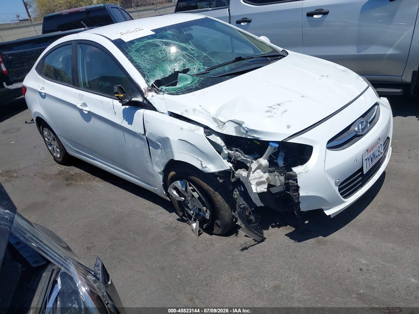 2017 Hyundai Accent VIN KMHCT4AEXHU265384 IAAI salvage auction — RIGHT FRONT, Salvage Certificate (California), sold $725 on 2026-07-22 (photo 1)