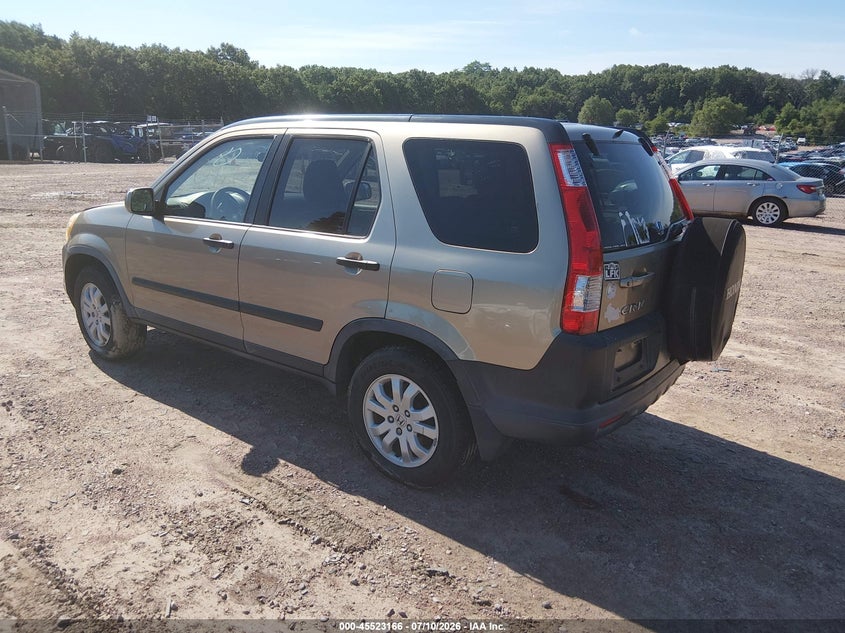 2005 Honda Cr-v VIN JHLRD78825C045349 IAAI salvage auction — NORMAL WEAR, Clear-Endorsement (Wisconsin), sold $375 on 2026-07-29 (photo 3)