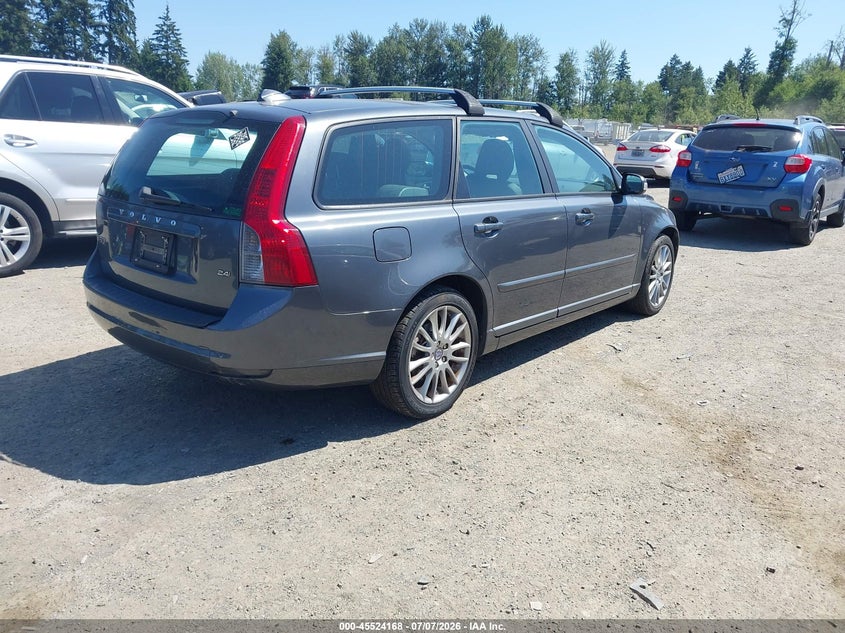 2009 Volvo V50 VIN YV1MW382492485777 IAAI salvage auction — NORMAL WEAR, Clear (Washington), sold $250 on 2026-07-29 (photo 4)