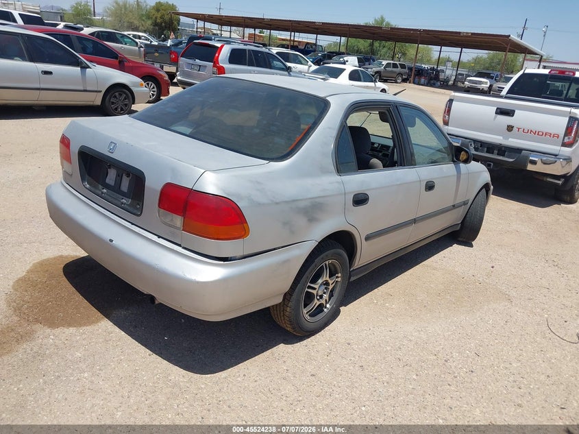 1997 Honda Civic VIN JHMEJ6671VS028779 IAAI salvage auction — NORMAL WEAR, Clear (Arizona), sold $325 on 2026-07-30 (photo 4)