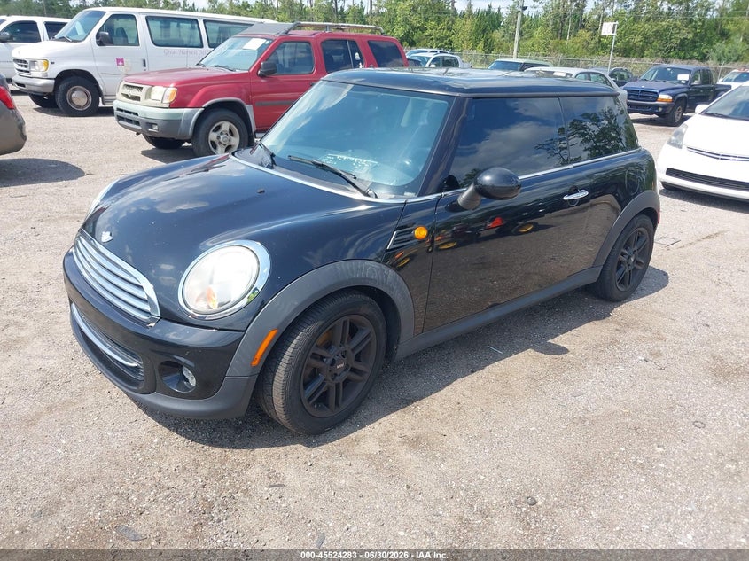 2013 Mini Hard top VIN WMWSU3C50DT372462 IAAI salvage auction — NORMAL WEAR, Clear (Florida), sold $25 on 2026-07-28 (photo 2)