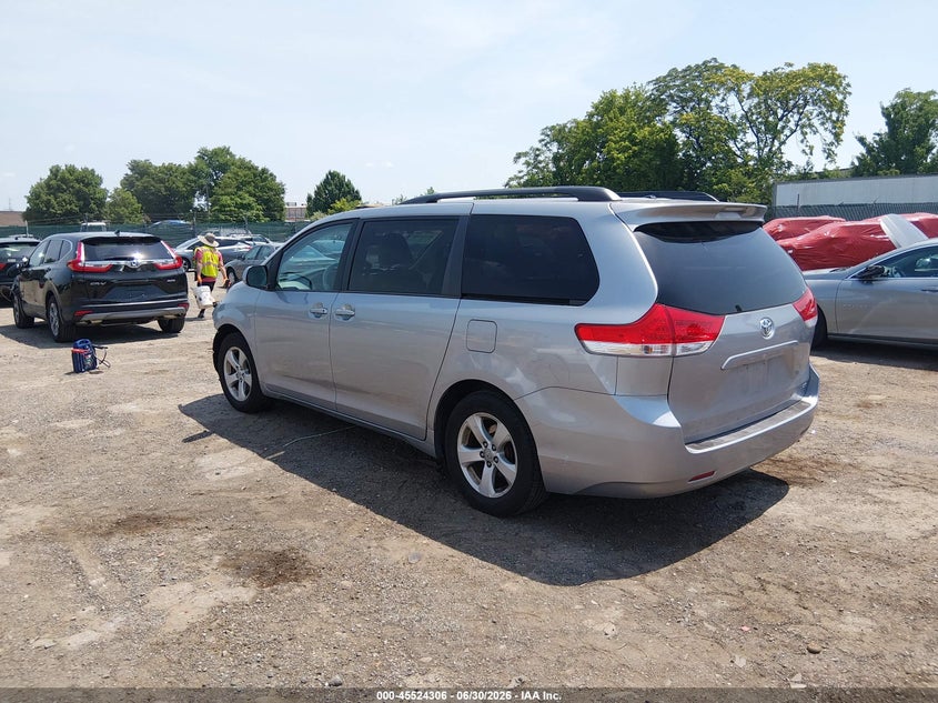 2013 Toyota Sienna VIN 5TDKK3DC9DS298866 IAAI salvage auction — FRONT END, Salvage Title, sold $2,750 on 2026-07-24 (photo 3)