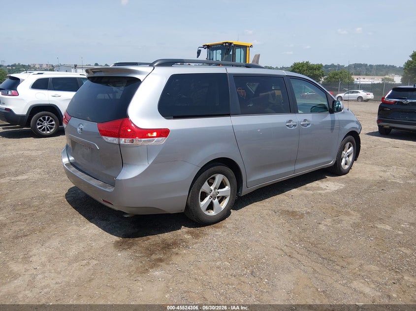 2013 Toyota Sienna VIN 5TDKK3DC9DS298866 IAAI salvage auction — FRONT END, Salvage Title, sold $2,750 on 2026-07-24 (photo 4)