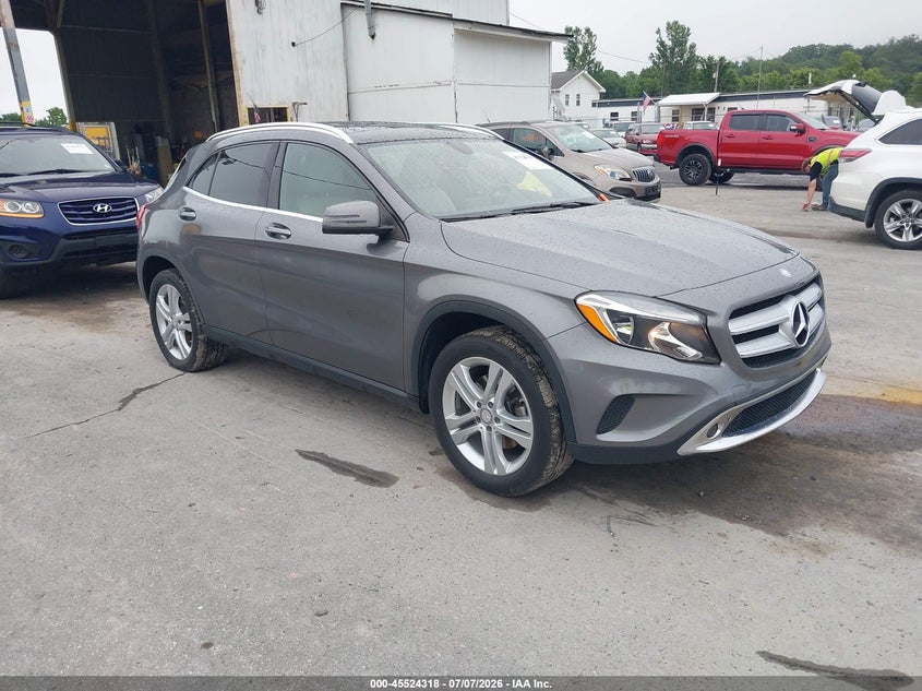 2015 Mercedes-benz Gla-klasse VIN WDCTG4GBXFJ179488 IAAI salvage auction — LEFT FRONT, Salvage Title, sold $2,050 on 2026-07-22 (photo 1)