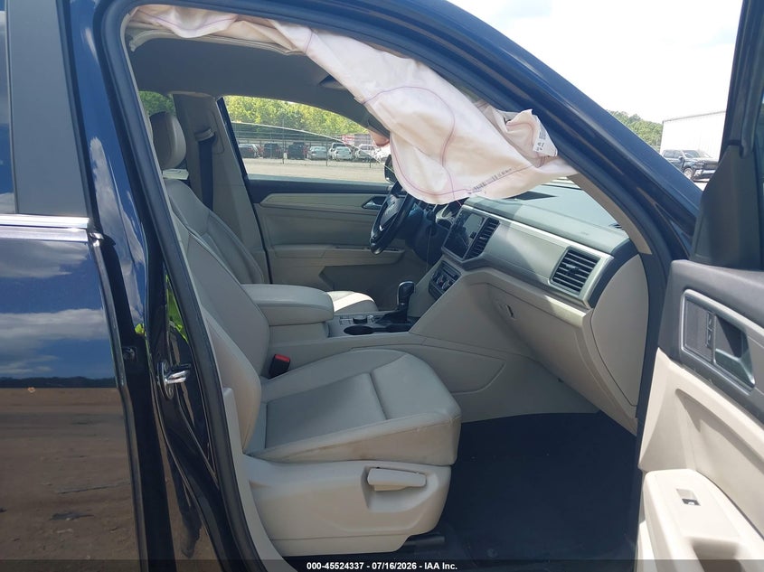 2018 Volkswagen Atlas VIN 1V2KR2CA6JC518482 IAAI salvage auction — REAR END, Salvage (Tennessee), sold $3,550 on 2026-07-26 (photo 5)