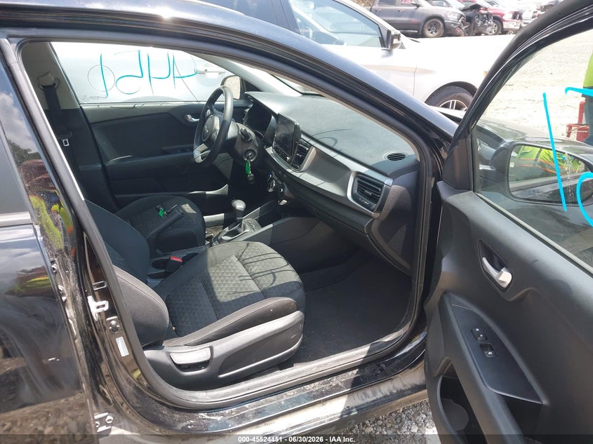 2022 Kia Rio VIN 3KPA24AD8NE433720 IAAI salvage auction — SIDE, Salvage (Pennsylvania), sold $2,150 on 2026-07-18 (photo 5)