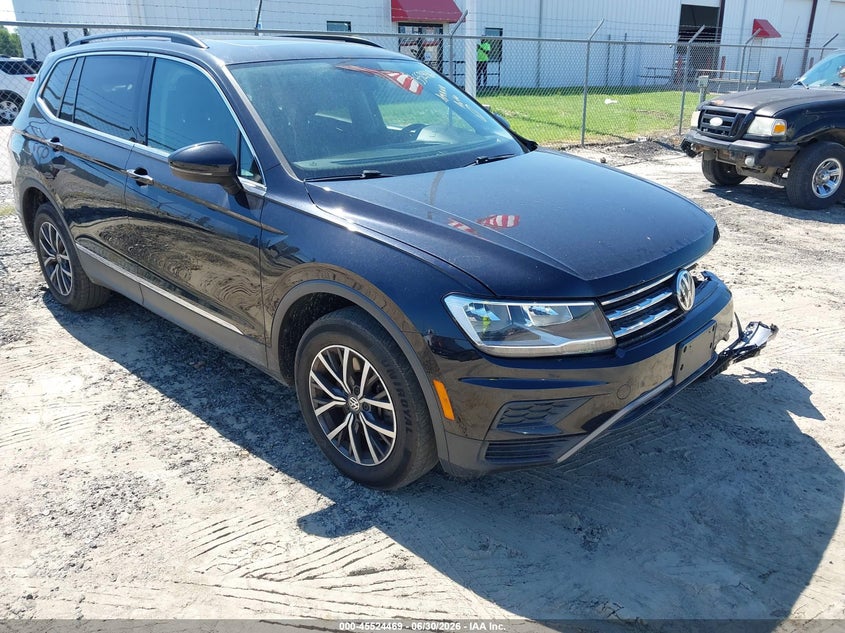 2020 Volkswagen Tiguan VIN 3VV2B7AX8LM053703 IAAI salvage auction — LEFT FRONT, Clear (Virginia), sold $4,025 on 2026-07-12 (photo 1)