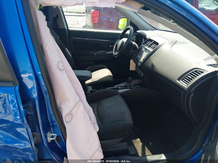 2018 Mitsubishi Outlander VIN JA4AR3AU1JU013860 IAAI salvage auction — RIGHT SIDE, Salvage (West Virginia), sold $1,650 on 2026-09-02 (photo 5)