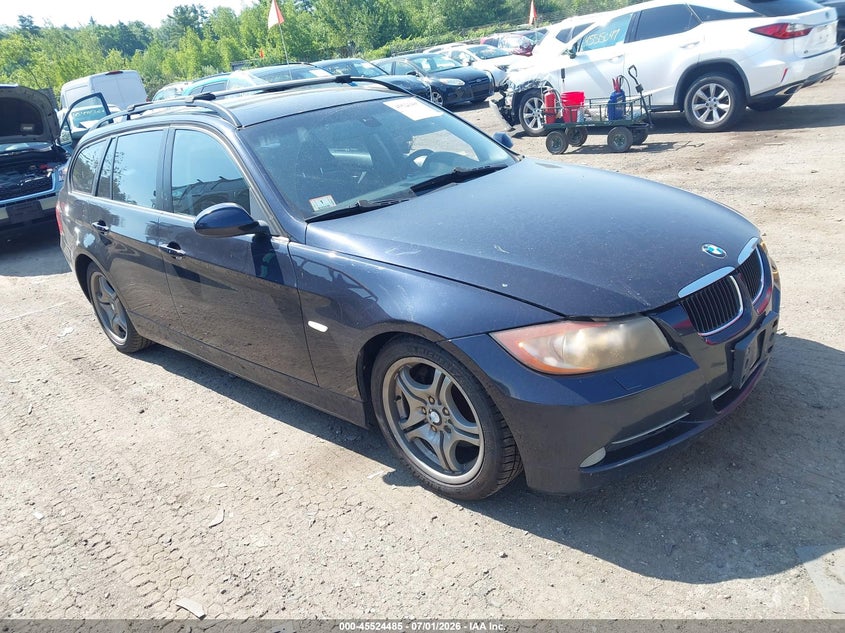2008 BMW 3 series VIN WBAVT73538FZ38013 IAAI salvage auction — NORMAL WEAR, Clear (Massachusetts), sold $225 on 2026-07-10 (photo 1)