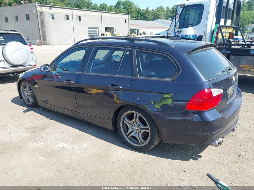 2008 BMW 3 series VIN WBAVT73538FZ38013 IAAI salvage auction — NORMAL WEAR, Clear (Massachusetts), sold $225 on 2026-07-10 (photo 3)
