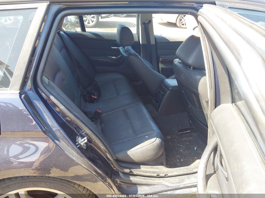 2008 BMW 3 series VIN WBAVT73538FZ38013 IAAI salvage auction — NORMAL WEAR, Clear (Massachusetts), sold $225 on 2026-07-10 (photo 8)