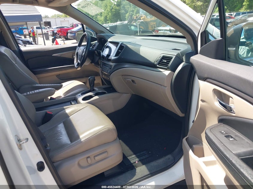 2016 Honda Pilot VIN 5FNYF6H87GB100820 IAAI salvage auction — FRONT END, Salvage (Connecticut), sold $2,650 on 2026-07-10 (photo 5)