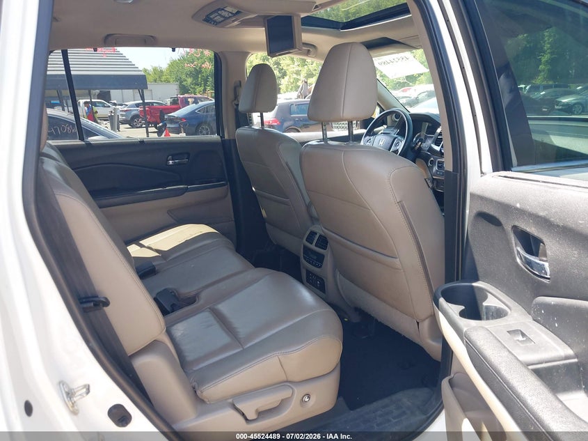 2016 Honda Pilot VIN 5FNYF6H87GB100820 IAAI salvage auction — FRONT END, Salvage (Connecticut), sold $2,650 on 2026-07-10 (photo 8)
