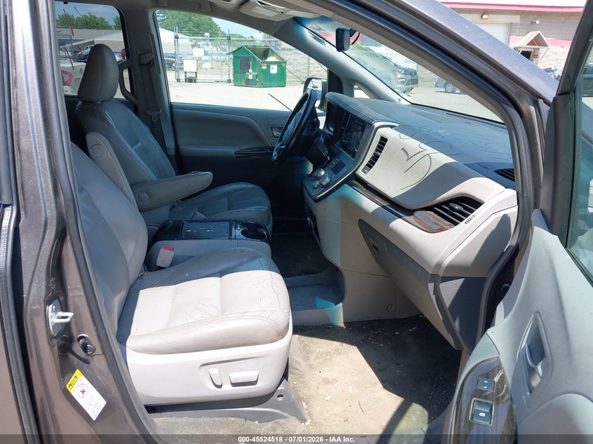 2016 Toyota Sienna VIN 5TDYK3DC5GS722901 IAAI salvage auction — NORMAL WEAR, Original (Maine), sold $3,150 on 2026-07-27 (photo 5)