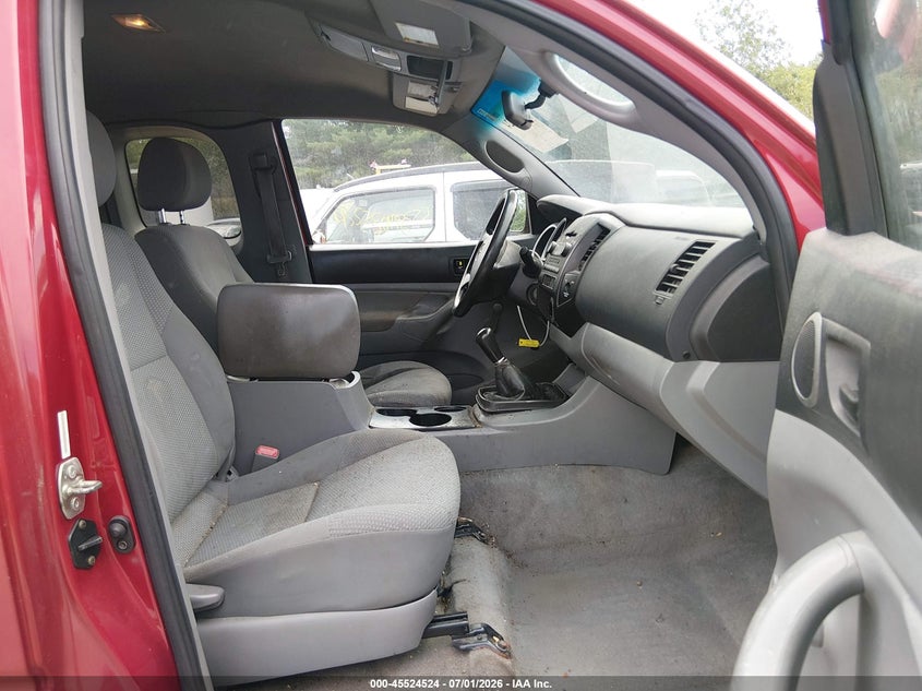 2006 Toyota Tacoma VIN 5TEUX42N56Z214570 IAAI salvage auction — NORMAL WEAR, Original (New Hampshire), sold $2,150 on 2026-07-15 (photo 5)