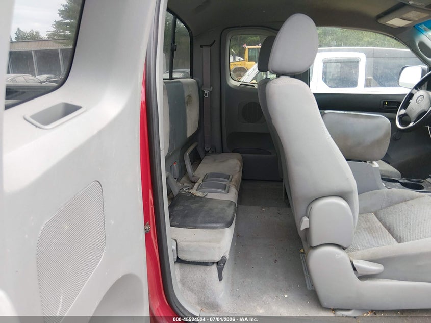 2006 Toyota Tacoma VIN 5TEUX42N56Z214570 IAAI salvage auction — NORMAL WEAR, Original (New Hampshire), sold $2,150 on 2026-07-15 (photo 8)