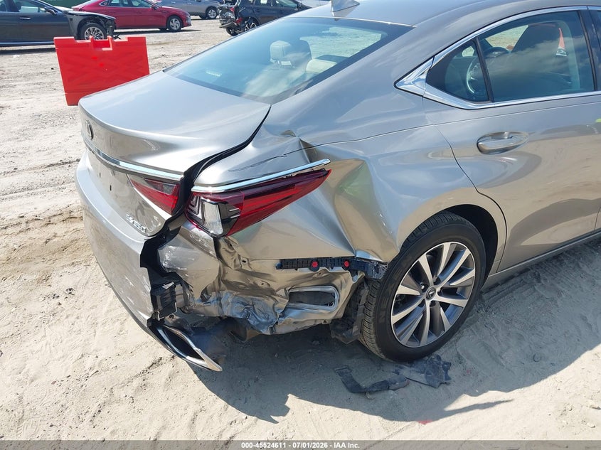 2021 Lexus ES VIN 58ACZ1B12MU087773 IAAI salvage auction — RIGHT REAR, Salvage (Georgia), sold $12,100 on 2026-07-29 (photo 6)