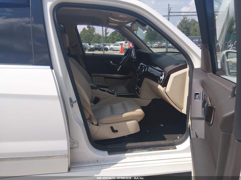 2015 Mercedes-benz Glk-klasse VIN WDCGG8JB0FG425379 IAAI salvage auction — SALT WATER, Salvage (Tennessee), sold $1,600 on 2026-08-04 (photo 5)