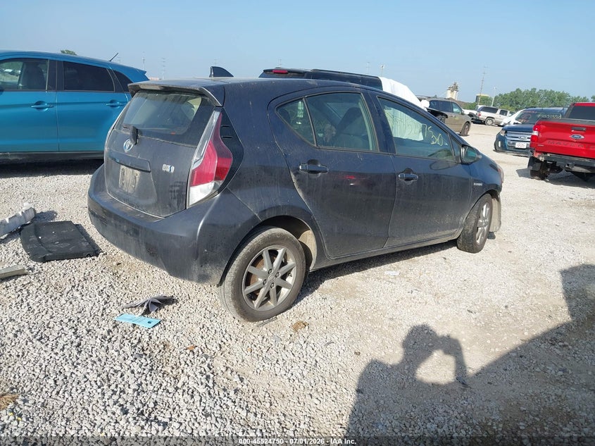 2015 Toyota Prius c VIN JTDKDTB30F1098374 IAAI salvage auction — FRONT END, Salvage (Ohio), sold $950 on 2026-07-29 (photo 4)