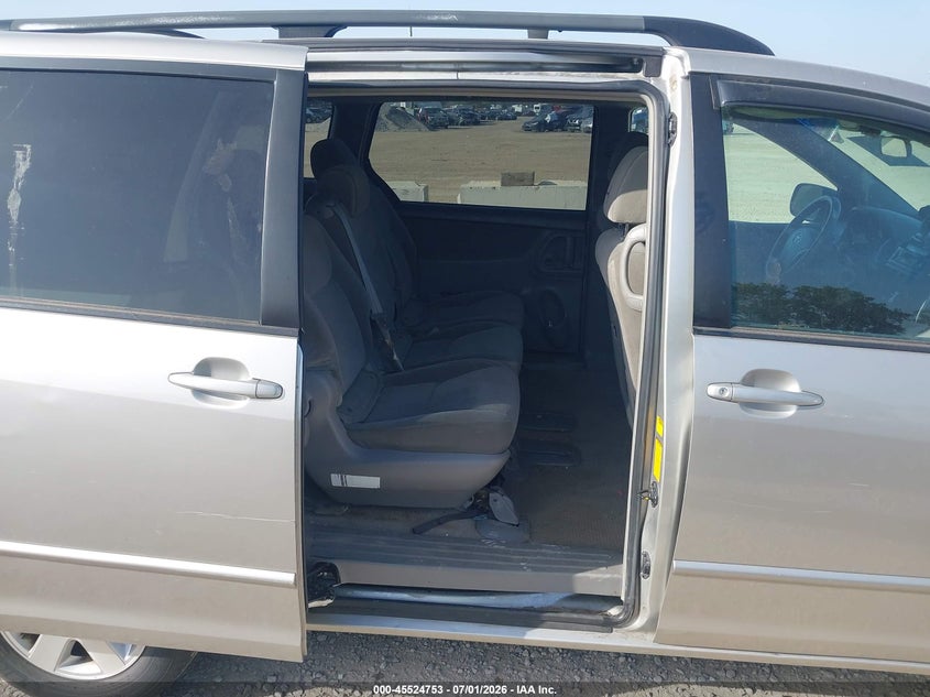 2005 Toyota Sienna VIN 5TDZA23C15S241026 IAAI salvage auction — FRONT END, Salvage (Ohio), sold $525 on 2026-07-23 (photo 8)