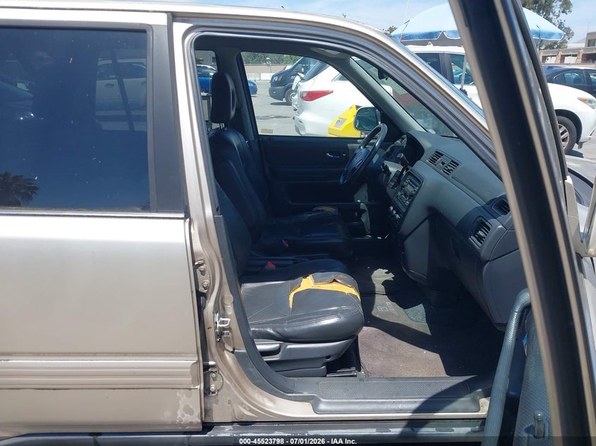 2000 Honda Cr-v VIN JHLRD1875YC058170 IAAI salvage auction — NORMAL WEAR, Clear - Dealer Only (California), sold $450 on 2026-07-13 (photo 5)