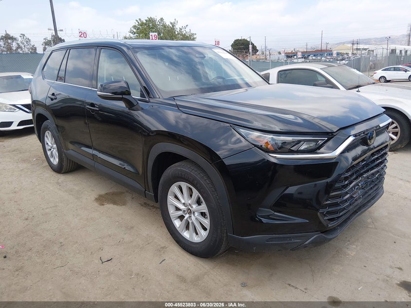 2026 Toyota Highlander VIN 5TDACAB53TS093849 IAAI salvage auction — FRONT END, Salvage (California), sold $29,300 on 2026-07-09 (photo 1)