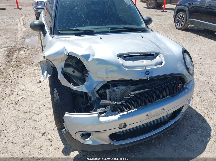 2009 Mini Cooper VIN WMWMF73559TT94247 IAAI salvage auction — RIGHT FRONT, Clear (Montana), sold $150 on 2026-08-19 (photo 6)