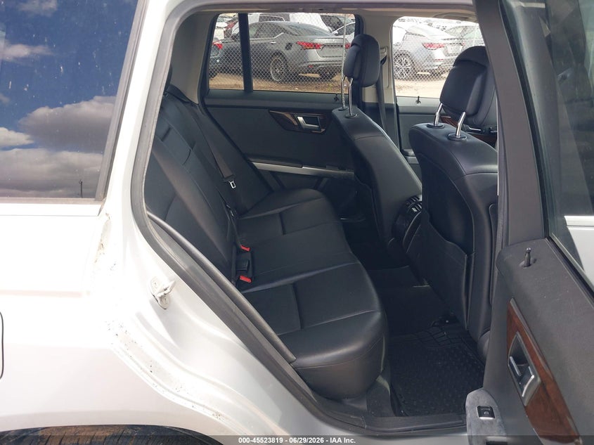 2015 Mercedes-benz Glk-klasse VIN WDCGG5HB2FG345506 IAAI salvage auction — NORMAL WEAR, Clear (Hawaii), sold $1,425 on 2026-07-14 (photo 8)