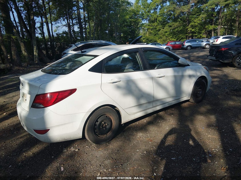 2015 Hyundai Accent VIN KMHCT4AE7FU857189 IAAI salvage auction — NORMAL WEAR, Clear (Virginia), sold $175 on 2026-07-28 (photo 4)