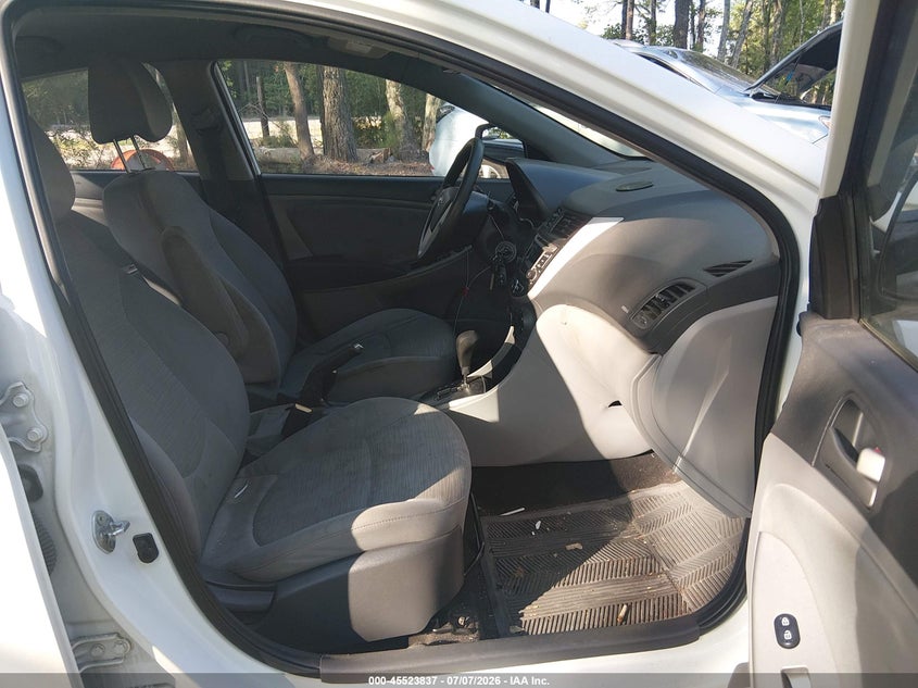 2015 Hyundai Accent VIN KMHCT4AE7FU857189 IAAI salvage auction — NORMAL WEAR, Clear (Virginia), sold $175 on 2026-07-28 (photo 5)